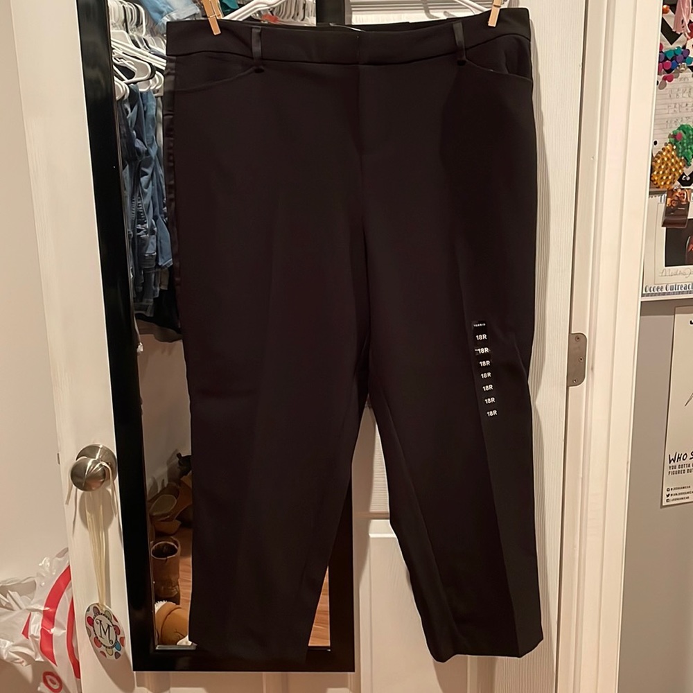 Torrid pixie pants with detail on the outside of the pant legs